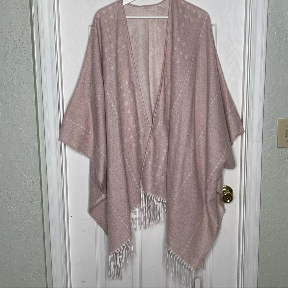 NWT Gentle Fawn By Anthropology Pink Fringe Shawl Size M/L